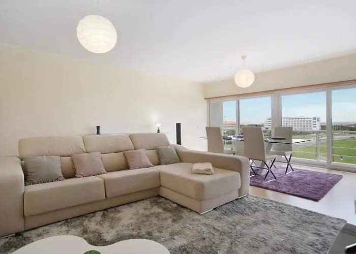 Ao - Passerelle 페니케