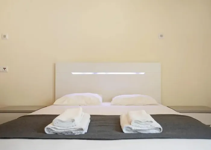 Ao - Passerelle 페니케